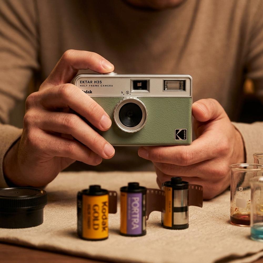 Compact Reusable Film Camera